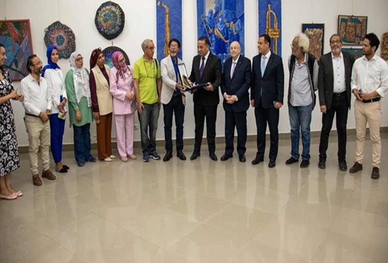 Fine Arts at Egyptian Russian University organizes “Art for All” Exhibition … photos