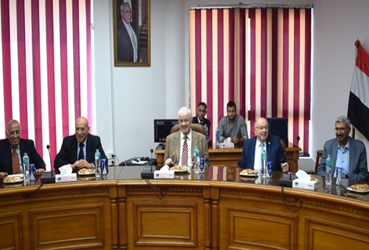 Organized by the Faculty of Applied Arts and with the attendance of prominent public figures…  “Art, Architecture, and Industry” exhibition launch at the Egyptian-Russian University..(with photos)
