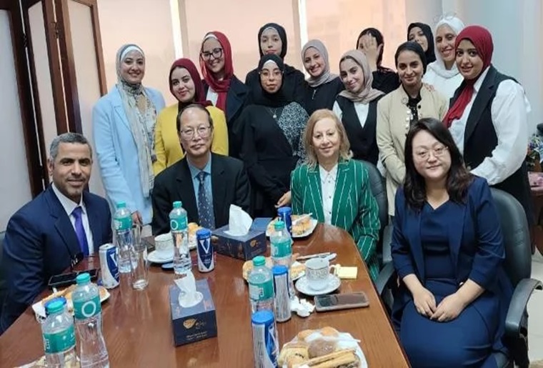Details of the Chinese Embassy delegation’s visit to the Faculty of Al-Alsun at the Egyptian-Russian University… Photos